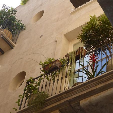 Appartamento In Palazzo Lampedusa Παλέρμο Εξωτερικό φωτογραφία