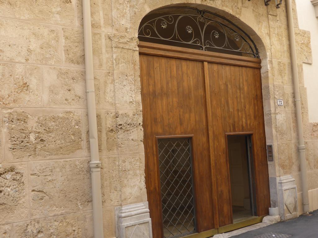 Appartamento In Palazzo Lampedusa Παλέρμο Εξωτερικό φωτογραφία