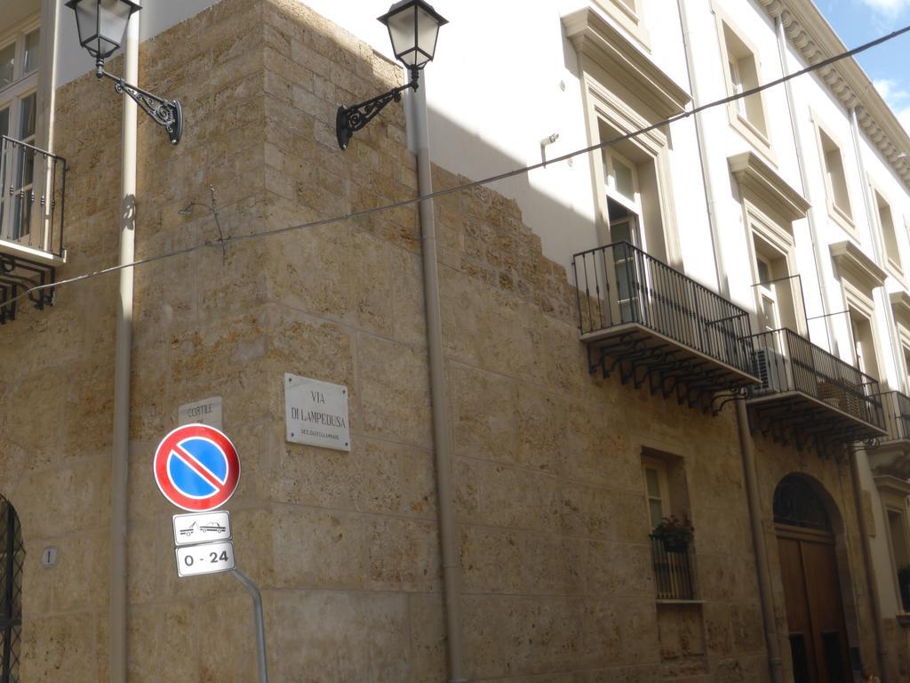 Appartamento In Palazzo Lampedusa Παλέρμο Εξωτερικό φωτογραφία