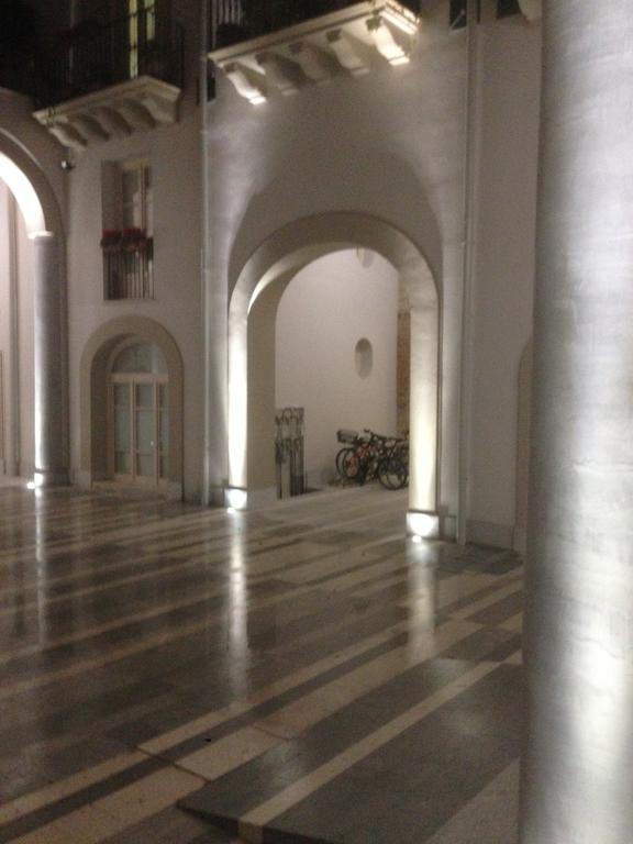 Appartamento In Palazzo Lampedusa Παλέρμο Εξωτερικό φωτογραφία